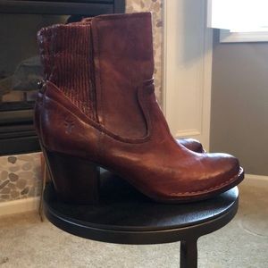 Brand new Frye boots. Size 7-1/2